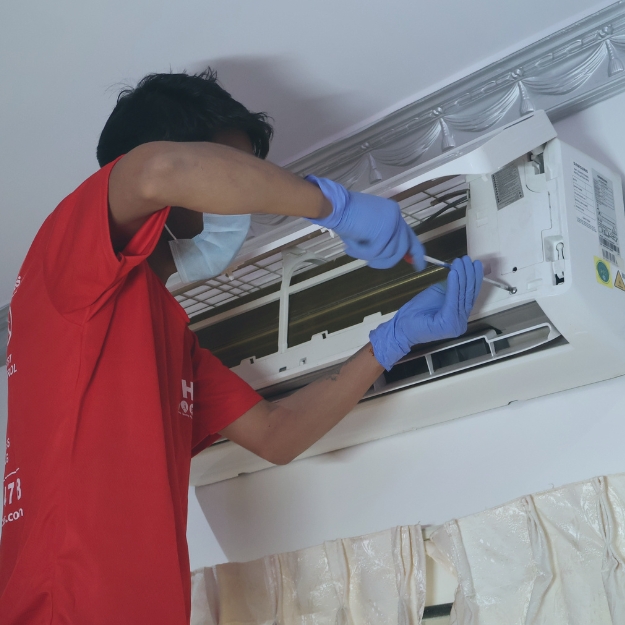 AC Repair Technician